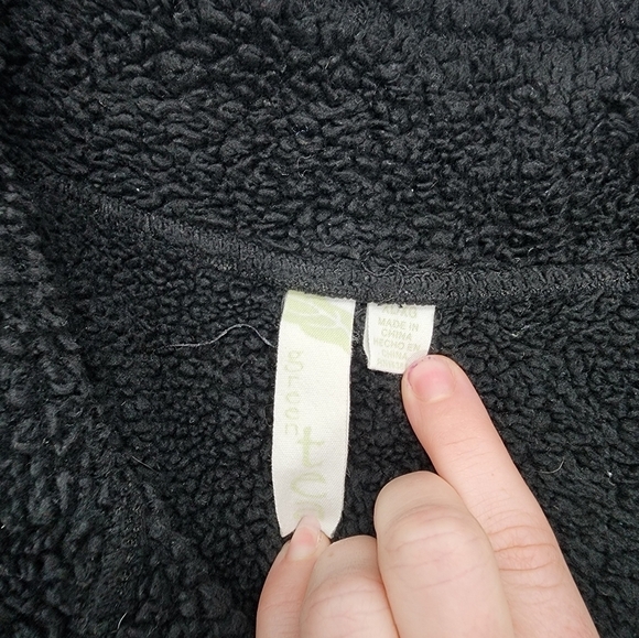 GreenTea Black Fleece Mock Neck Zip Up Jacket - Picture 3 of 5